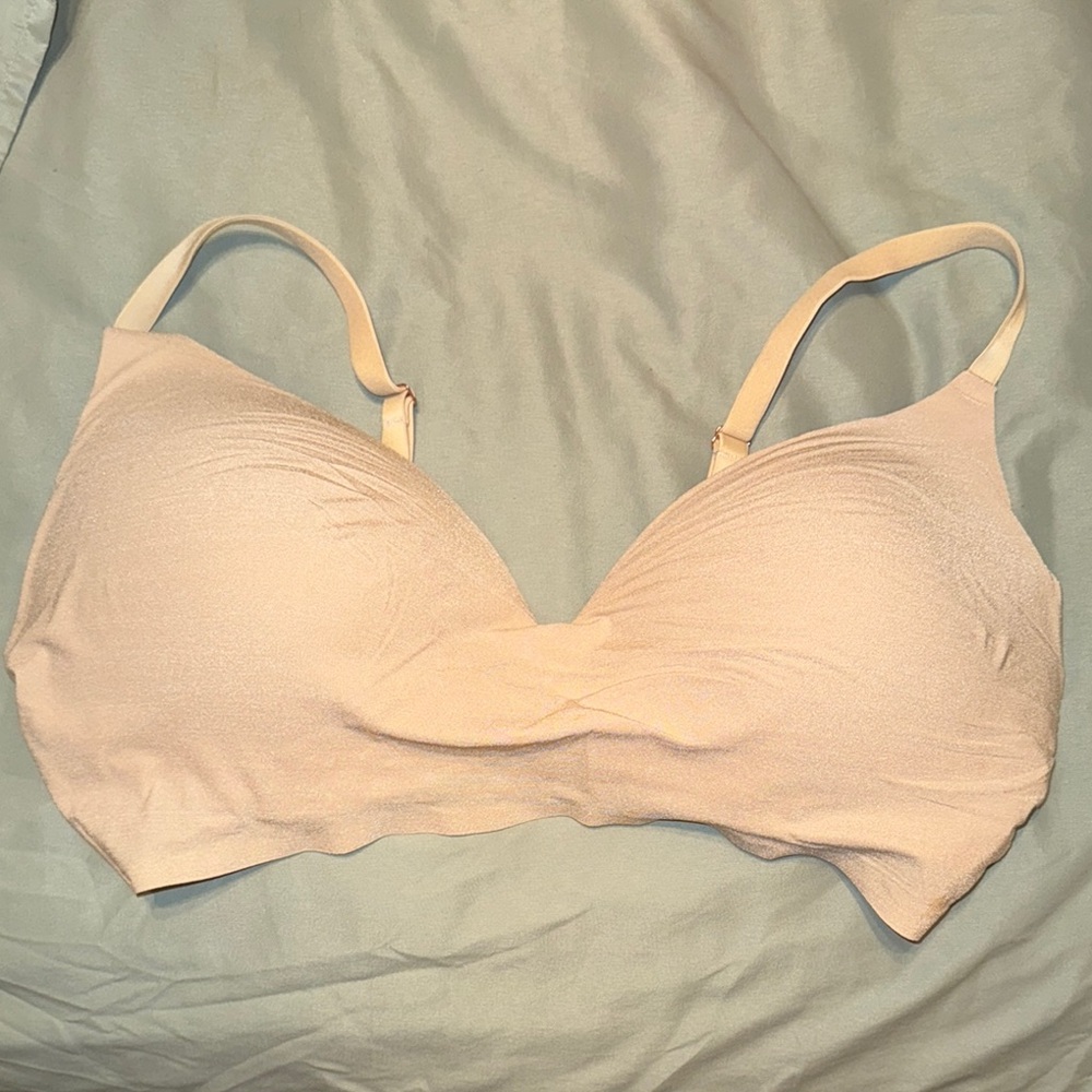 Seamless Cream Bra